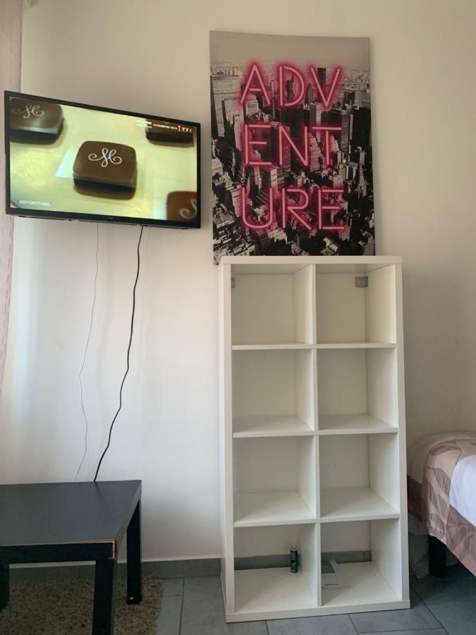 Studio A Mantes Екстериор снимка