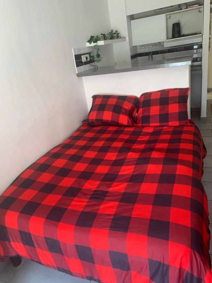 Studio A Mantes Екстериор снимка